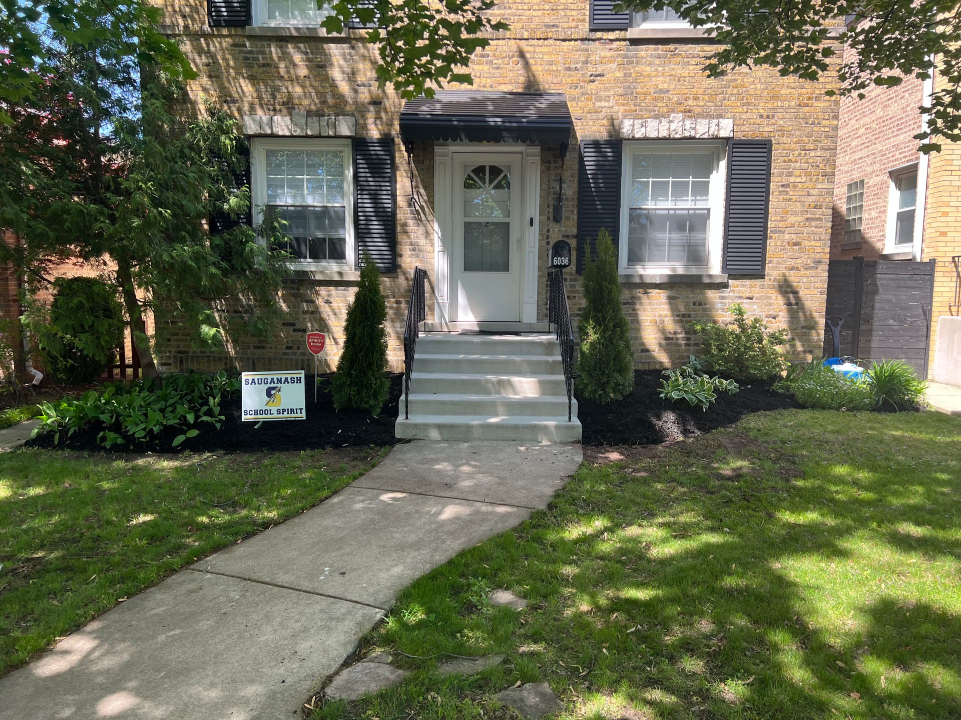 Gallery photos for Front Yard Curb Appeal Upgrade with New Trees and Black Mulch: Image #1