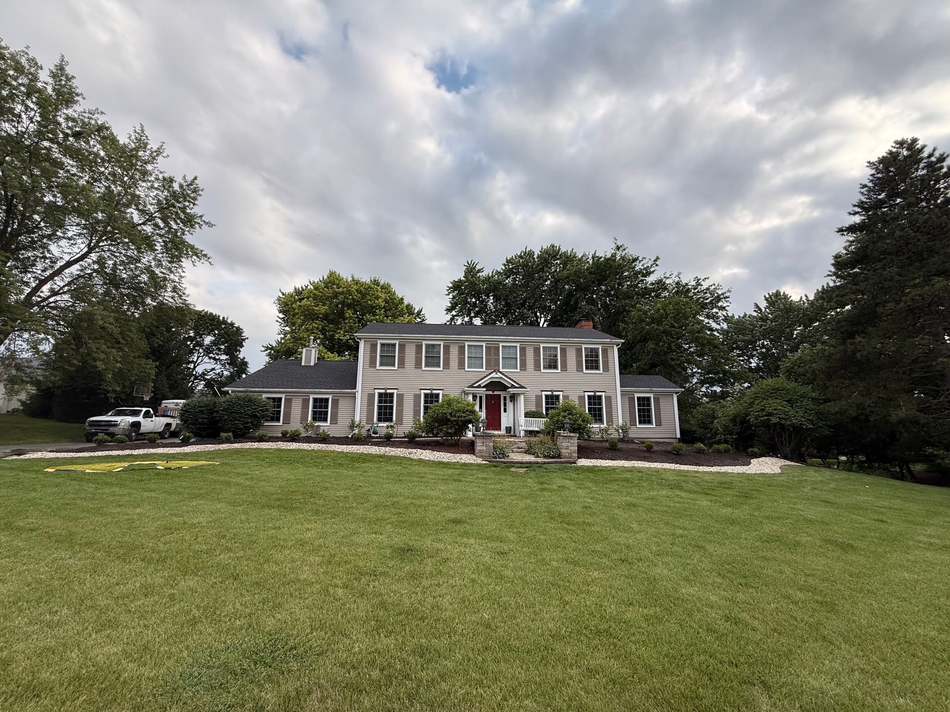 Gallery photos for Fresh Plantings and Stonework Give This Front Yard a Clean New Look: Image #8
